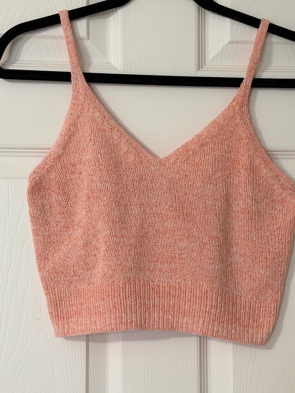 American Eagle Outfitters Blush Peach Knit V-Neck Cropped Cami